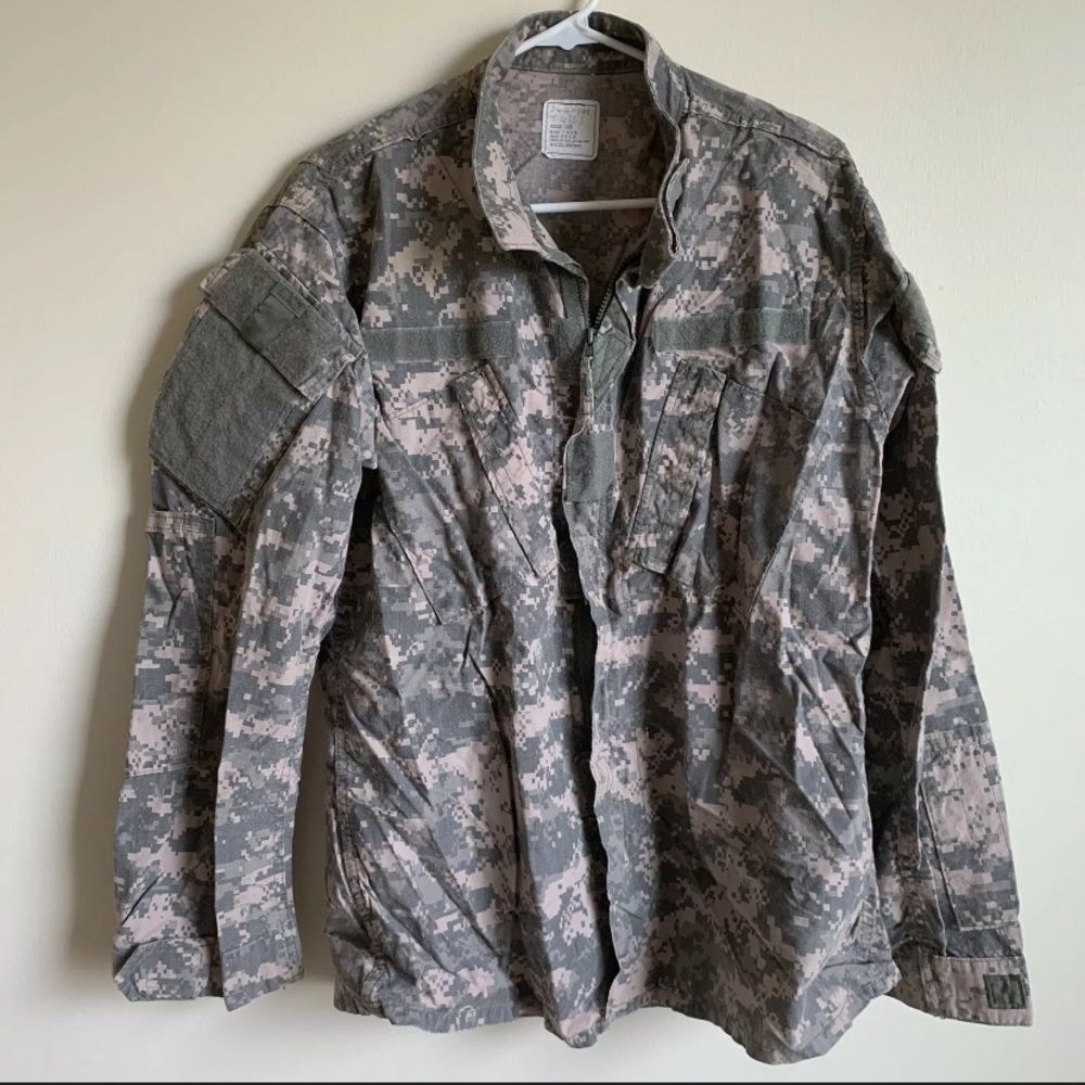 Army Uniform Camo Coat Size Medium Long Combat ACU Jacket Military